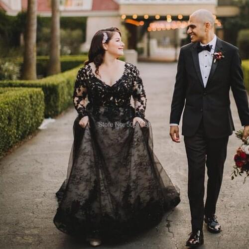 Black Wedding Dresses with Champagne Lining Plus Size Lace Appliques Wedding Gown for Brides Long Sleeves Vestido de Noiva 2021