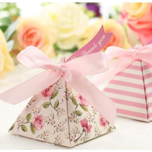 100pcs/lot Pyramid Paper Box Flower Printed Gift Packaging Box Party Supplies Wedding Engagement Cake Candy Box