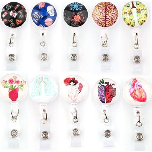 LX724 Hot Sales Retractable Nurse Badge Reel Clip Cartoon Medicine Doctor Nurse Students IC ID Card Badge Holder