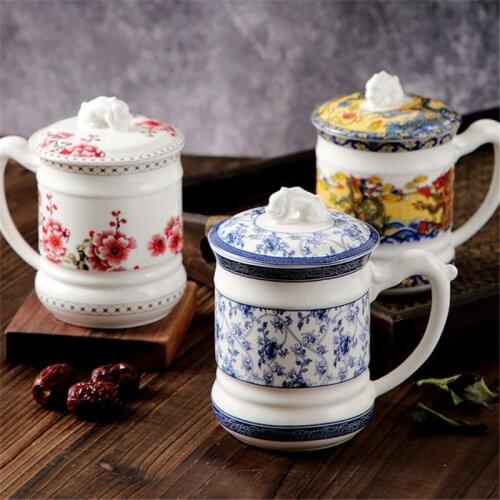 Blue and White Porcelain Office Drinkware Tea Cup Creative Hand-painted Dragon Water Cup Ceramic Tea Cup with Cover Opening Gift