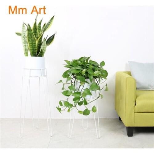 Nordic Flower Rack Wrought Iron Metal Light Luxury and Simplicity Modern Living Room Interior Jardiniere