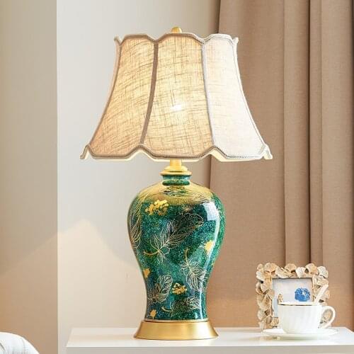 American Luxury Ceramic Table Lamp For Living Room Corner Table New Chinese Style Retro Domestic Creative Bedroom Bedside Lamp