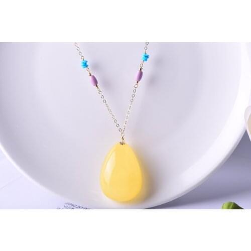 Natural 14k gilded pendant mosaic chicken butter yellow amber handmade sculpture pendants water drop pendant jewelry jade