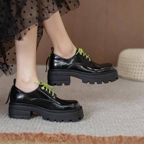 Single shoes womens shoes suede flat shoes Chinese aunt shoes