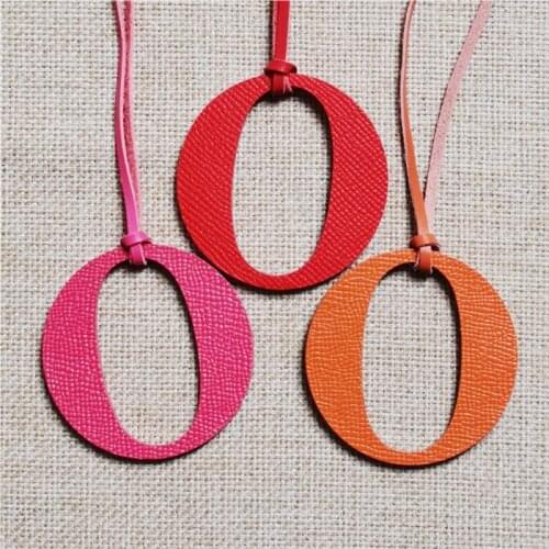 DIY Alphabet A~Z B C O Luxury Cowhide Leather Initial Capital English Letter Keychain Backpack Pendant Ladies Women Bag Charm