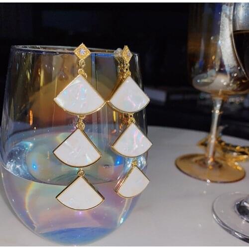 XIYANIKE White Fan Shaped Drop Earrings Exquisite Elegant Earrings Gift For Women 2021 New Fashion Girls Party Jewelry