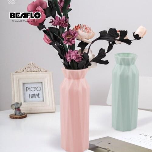 Plastic Flower Vase Decoration Home White Vase Imitation Ceramic Flower Pot Flower Basket Nordic Decoration Vases for Flowers