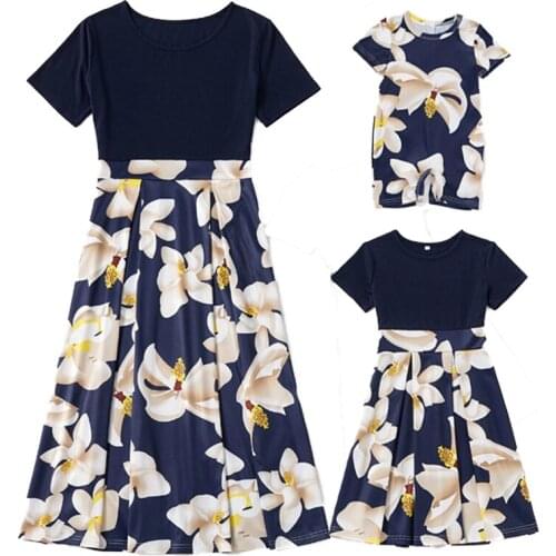 Family Dress Fashion mommy and Girl Newbaby Clothes Romper Cute Outing service Homewear Mom And Sister Dress and Baby Romper