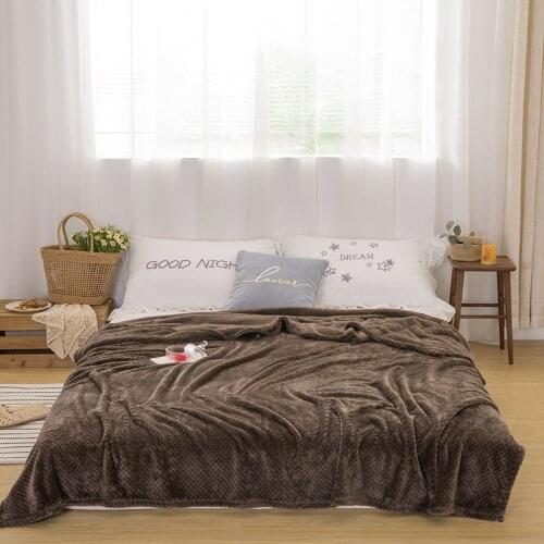 Home Textile Air Room Autumn Winter Use Warm Soft Bedsheet Pineapple Check Flannel Throw Good Quality