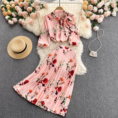 2021 Summer New Women Vintage Elegant OL Sets Flower Print 3/4 Sleeve Bow Blouse Shirt and Pleated Mid Skirt 2 Piece Set Female
