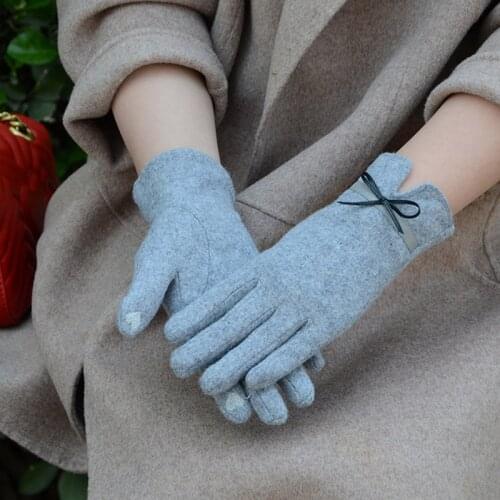 Fashion Elegant Female Wool Knit Embroidery Touch Screen Gloves Winter Women Warm Cashmere Full Finger Leather Bow Gloves C22