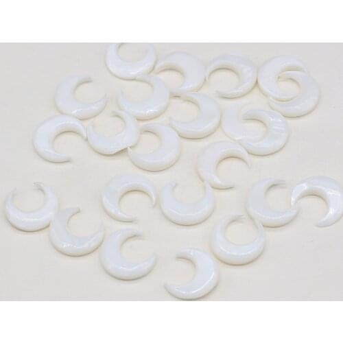 2Pcs Natural Shell Pendant Necklace Accessories Crescent Nonporous Shell Bead Pendant Charms For Jewelry Making Bracelet Earring