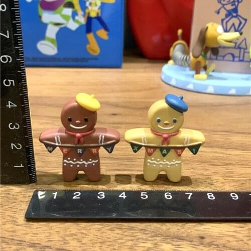 2Piece 4cm Disney find Japan Christmas Gingerbread Man biscuit man food toy doll display DIY accessories