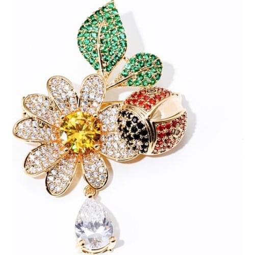 Cute Ladybug Daisy Brooches for Women Men Luxury Bling Zircon Waterdrop Brooch Pin Suit Scarf Decoration Insect Jewelry Broche