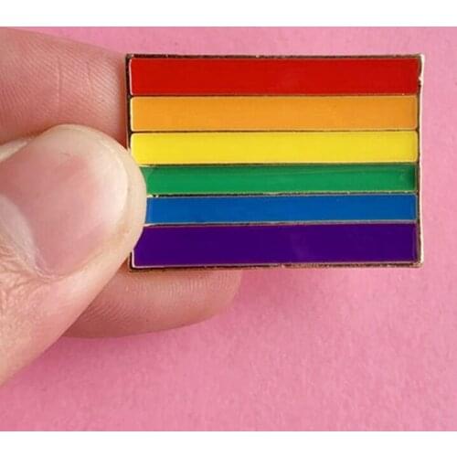 Rainbow Flag LGBT GAY Pride Enamel Brooch Pin Backpack Hat Bag Lapel Pins Badges Women Mens Fashion Jewelry Accessories