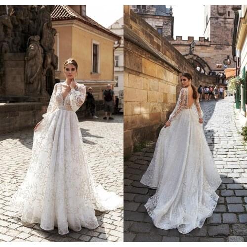2020 Wedding Dresses V Neck Long Sleeves Lace Appliques Bridal Gowns Custom Made Backless Sweep Train A Line Wedding Dress