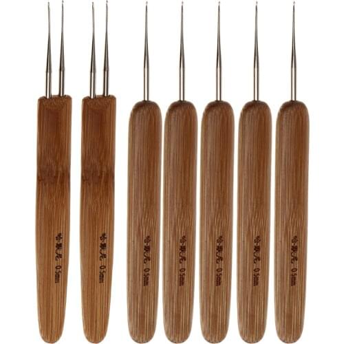 7pcs/Set Crochet Hooks 0.5mm with Wooden Handle Crochet Needles for Hair Dread lock Needle Tool for Hair Braid Craft