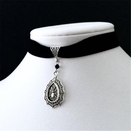 Fashion Vintage Spider Necklace Black Velvet Collar Necklace Jewelry Gift Ladies Witch Amulet Jewelry Gothic Accessories