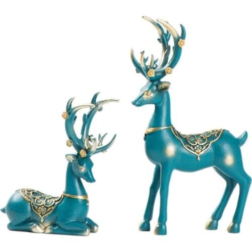 2 Pcs Reindeer Ornaments Resin Statues Deer Figurines Sculptures Home Decoration