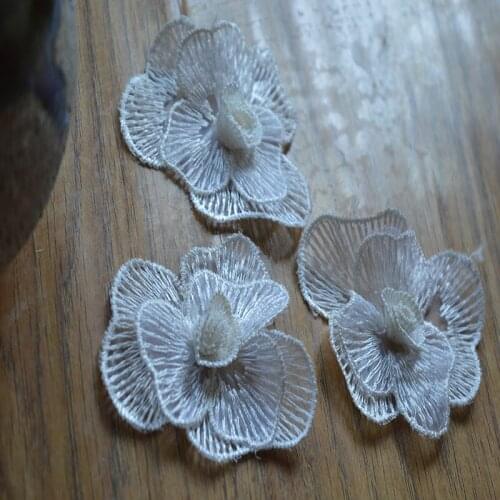 Somelace (2 pcs/lot)New Arrival Beautiful Wedding Dress Decorated WHITE 3D organza Flower Applique Sew On Lace Patches 16071013