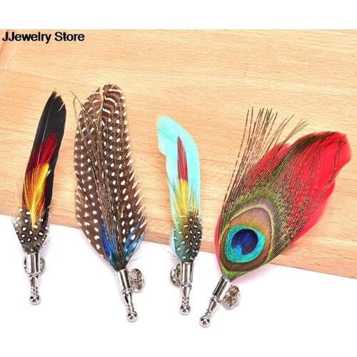 Colorful Feather Brooch Lapel Pin Fashion Designer Handmade Men Women Novelty Brooches Lapel Pins Dress Suit Accessory Gift HOT