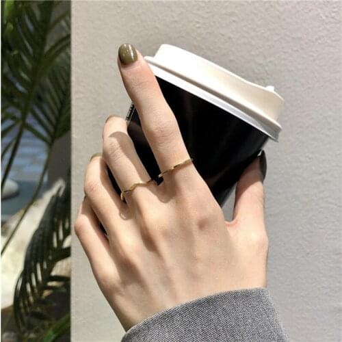 Stylish Curve Luxury Engagement Rings for Women Simple Rings Set