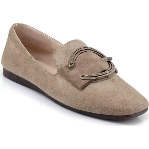 Early spring in 2019 with comfortable square shallow mouth leisure shoes female 30 to 44