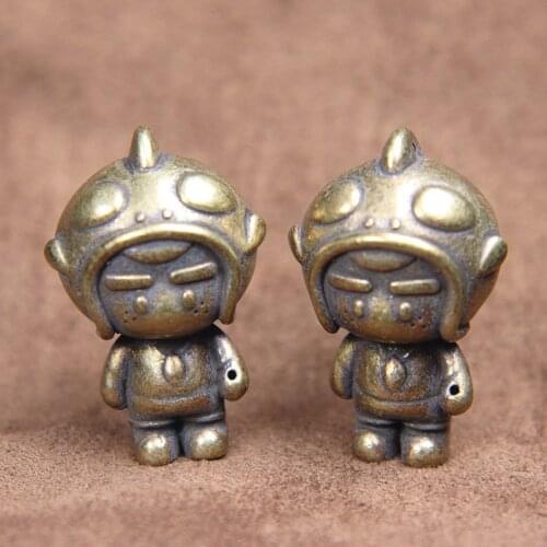 Vintage Brass Figure Astronaut Miniatures Figurines Statue Keychain Pendant Small Ornaments Lucky Home Decor Desktop Decorations