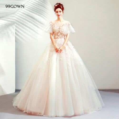 99GOWN 2019 Luxury Court Train Wedding Dress Short Sleeve Flare Embroidery A-Line Lace Tulle Bridal Wedding Gown Dress Backless