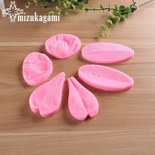 1pcs UV Resin Jewelry Liquid Silicone Flowers Mold Petals Leaves Resin Charms Molds For DIY Intersperse Decorate Making Jewelry