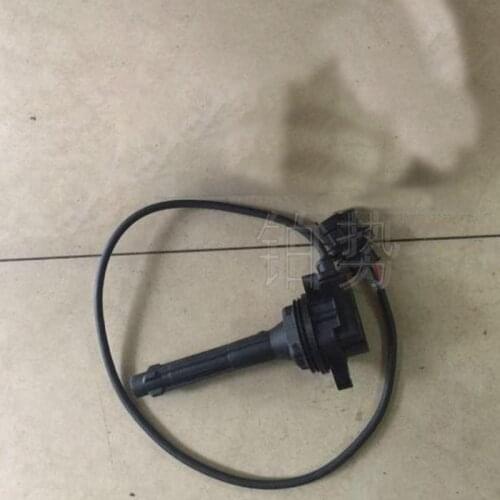 Ignition coil assembly Fer rar iF4 30M ase rat iQu att rop orte Engine high voltage coil Ignition wire ignition wire spark plug