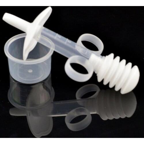 Baby Liquid Feeding Baby Medication Device Kids medicine feeder Anti-choking Silicone Syringe With Scale Cup Medicine Dispenser
