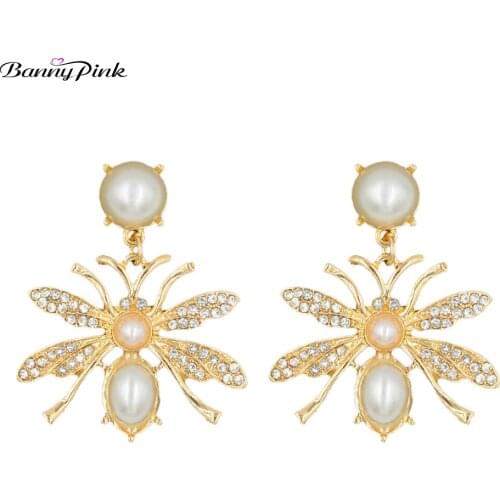 Banny Pink Cute Imitation Pearl Rhinestone Insect Studs Earrings For Women Chunky Honey Bee Pendant Post Earrings Pendientes
