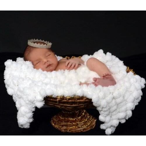 Hot sale cute New Handmade wool knitting white balls blanket for Newborn baby photography props size:80*80cm 0.6kg Or so