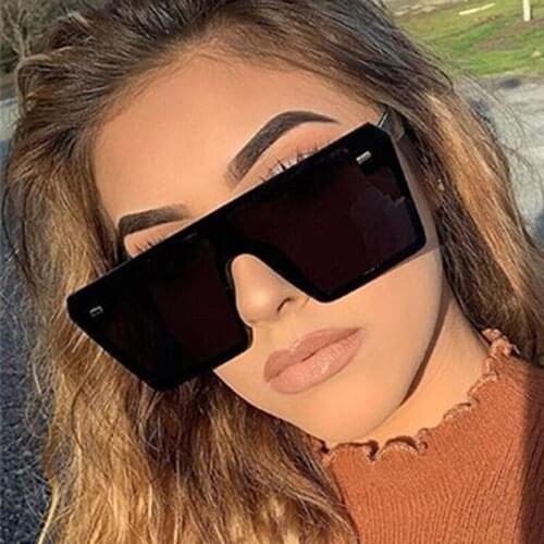 Oversized Gradient Sunglasses Women Square Sun Glasses Male Female Luxury Colorful Eyeglasses Vintage Rivet Oculos De Sol