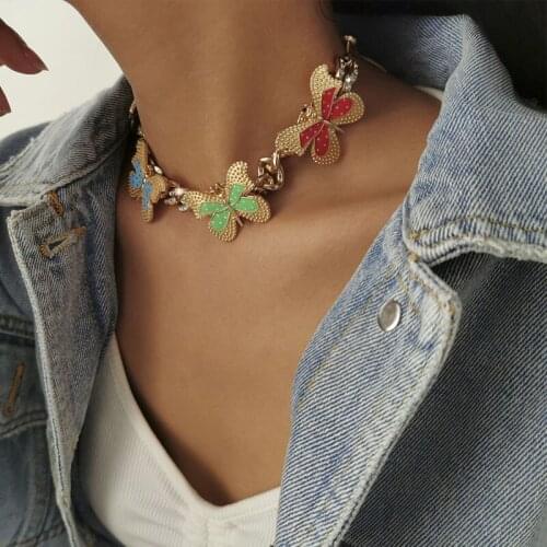 Jewelry Grunge Aesthetics Butterfly Necklace Womens High Jewelry Fashion Pendant Rhinestone Necklace Cuban Link Chain on Neck