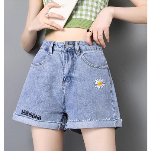 Summer New Loose Jean Shorts Korean Style Women High Waisted Shorts Small Daisy Embroidered Wide Leg Shorts casual shorts Women
