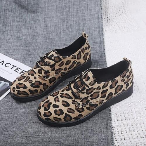 2020 Women Spring Lace Up Sexy Leopard shoes Sneakers Woman Canvas Cross Ladies Fashion Flat Comfort Women Elegant Shoes W31-73