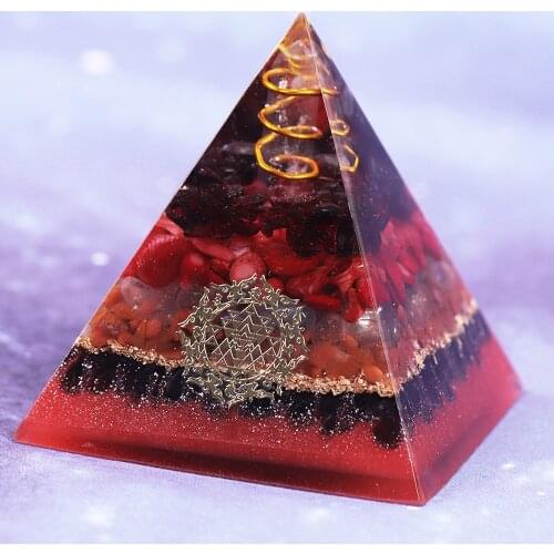Orgonite Pyramid Natural Garnet Energy Crystal Improve Human Creativity Resin Pyramid Crafts Decoration