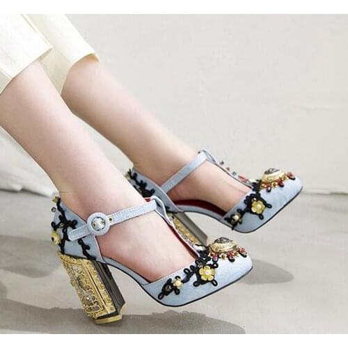 Retro Royal Crystal Heart Jeweled Jacquard Satin Gold Window Chunky Heels Pumps Woman T- Strap Wedding Pump Shoes for Ladies