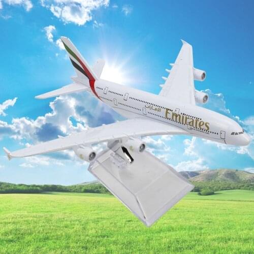 Simulation Scale UAE United Arab Airplane Model Bracket + Transparent Base Alloy A380 Airline Aircraft Toys With Light Presents