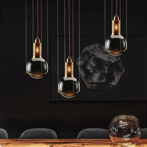 Postmodern minimalist crystal ball Nordic creative cafe bar restaurant light metal personality bedroom bedside chandelier