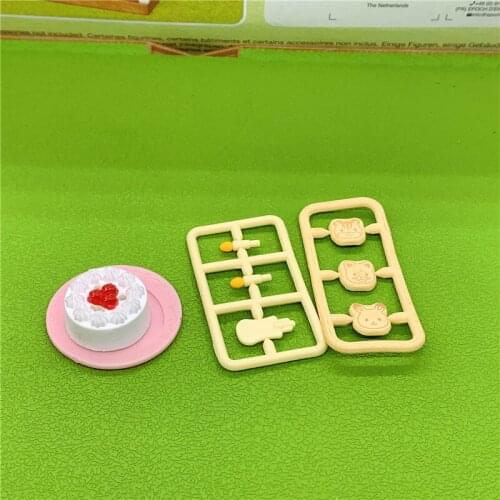 Geniune Sylvanian Doll Families Dollhouse Animal Figures furniture set clothes house food without package