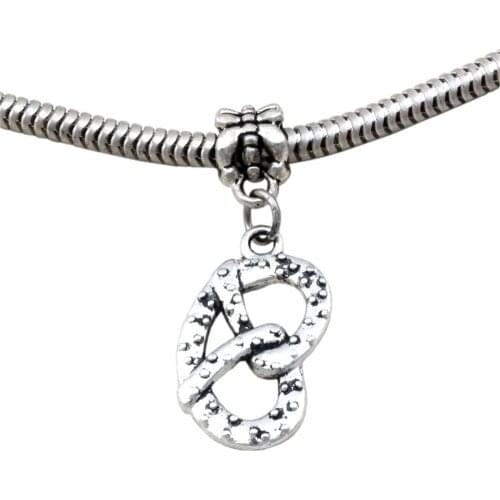 100pcs Zinc Alloy Philadelphia Soft Pretzel Food Charm Big Hole Beads Fit European Charm Bracelet Jewelry13x30m A-101a