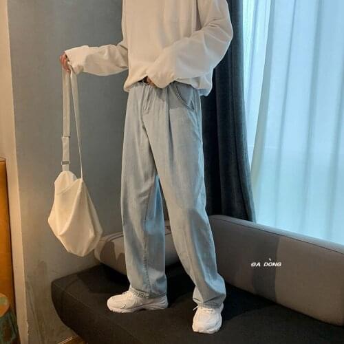 Hip Hop Korean Streetwear Letter Printed Men Jeans Hip Hop Reflective Hole Man Loose Denim Pants 2020 Male Trousers