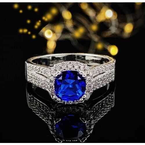 2021 New Luxury Blue Color Halo Engagement Ring for Women Anniversary Gift Jewelry Wholesale R6518