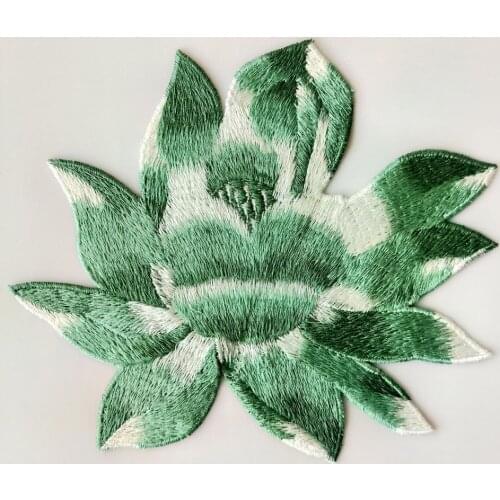 1Pc Green White Flower Sewing Patches Trim Appliques Embroidery Flower LACE For Sew on Beaded Clothes Dress Designer