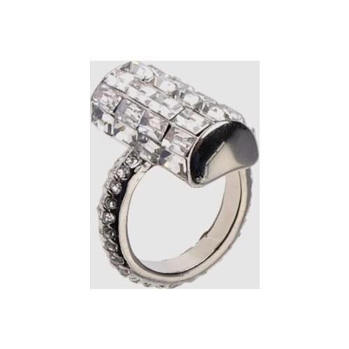 Amorita boutique fashion Delicate embellished ring