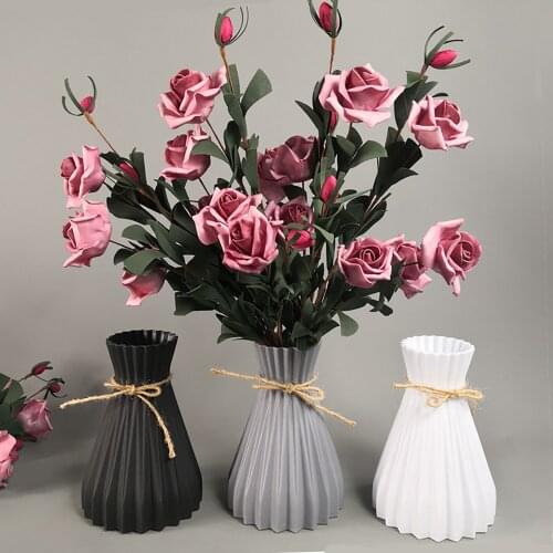 Moonvvin Plastic Flower Vases