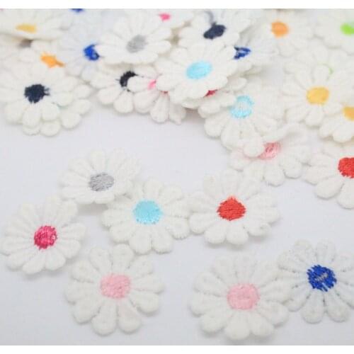 50PCS Assorted Small Flower Patch Stickers Embroidery Badge Iron On Applique Patch for Bags Jackets Tablecloth Sewing